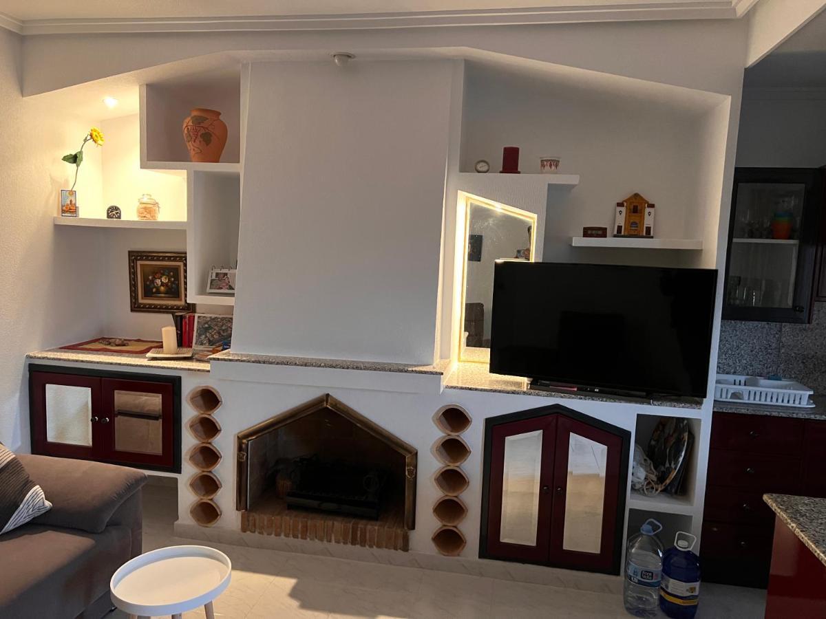 Schoenes Ruhiges Rooftop Apartment Mit Grosser Dachterrasse تورّيفيِخا المظهر الخارجي الصورة
