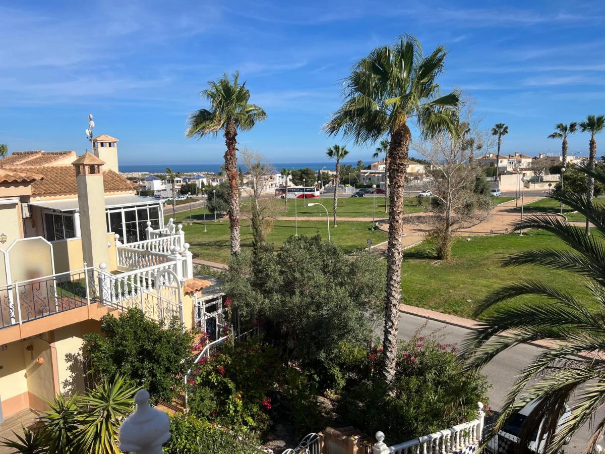 Schoenes Ruhiges Rooftop Apartment Mit Grosser Dachterrasse تورّيفيِخا المظهر الخارجي الصورة