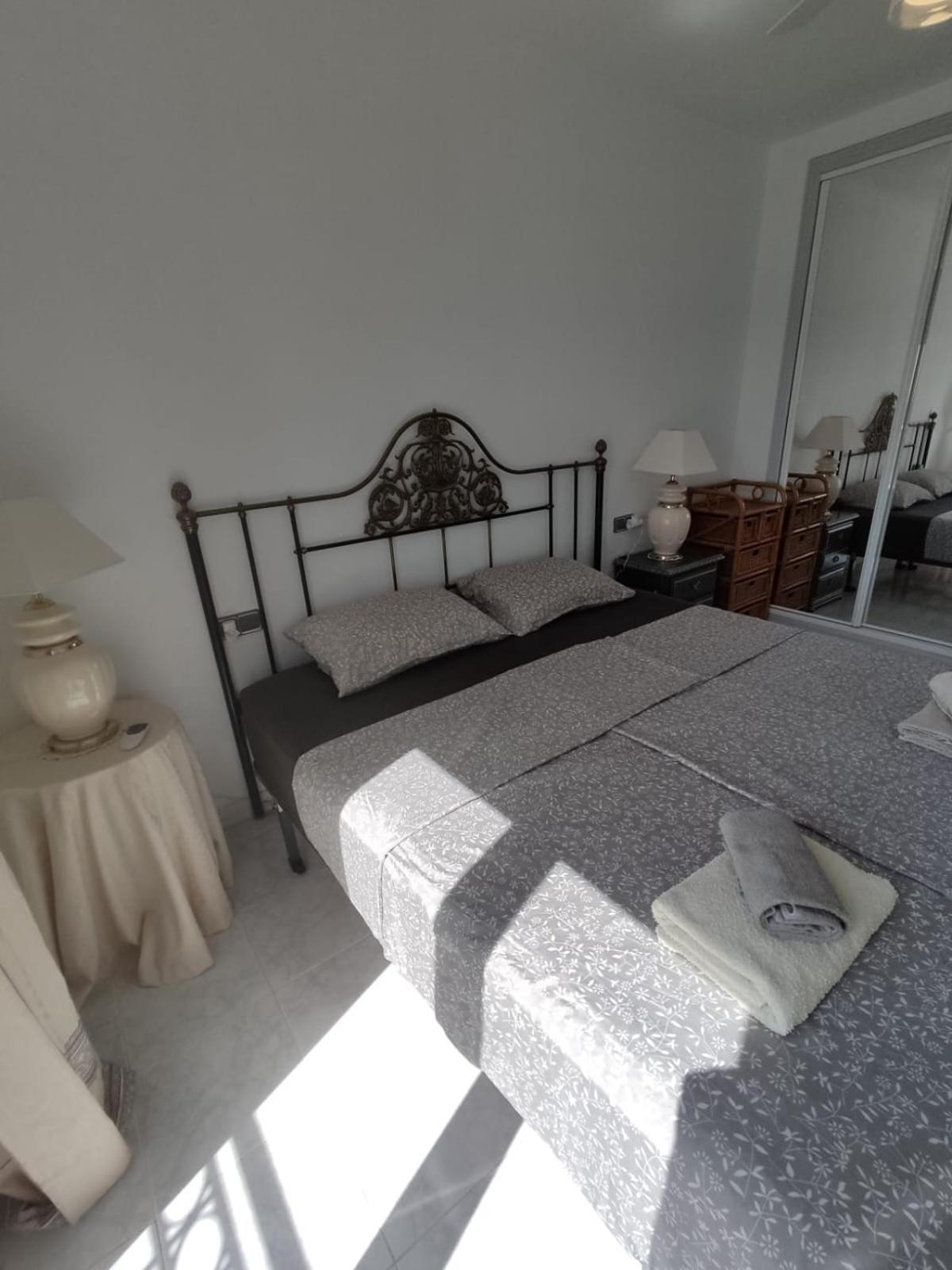 Schoenes Ruhiges Rooftop Apartment Mit Grosser Dachterrasse تورّيفيِخا المظهر الخارجي الصورة