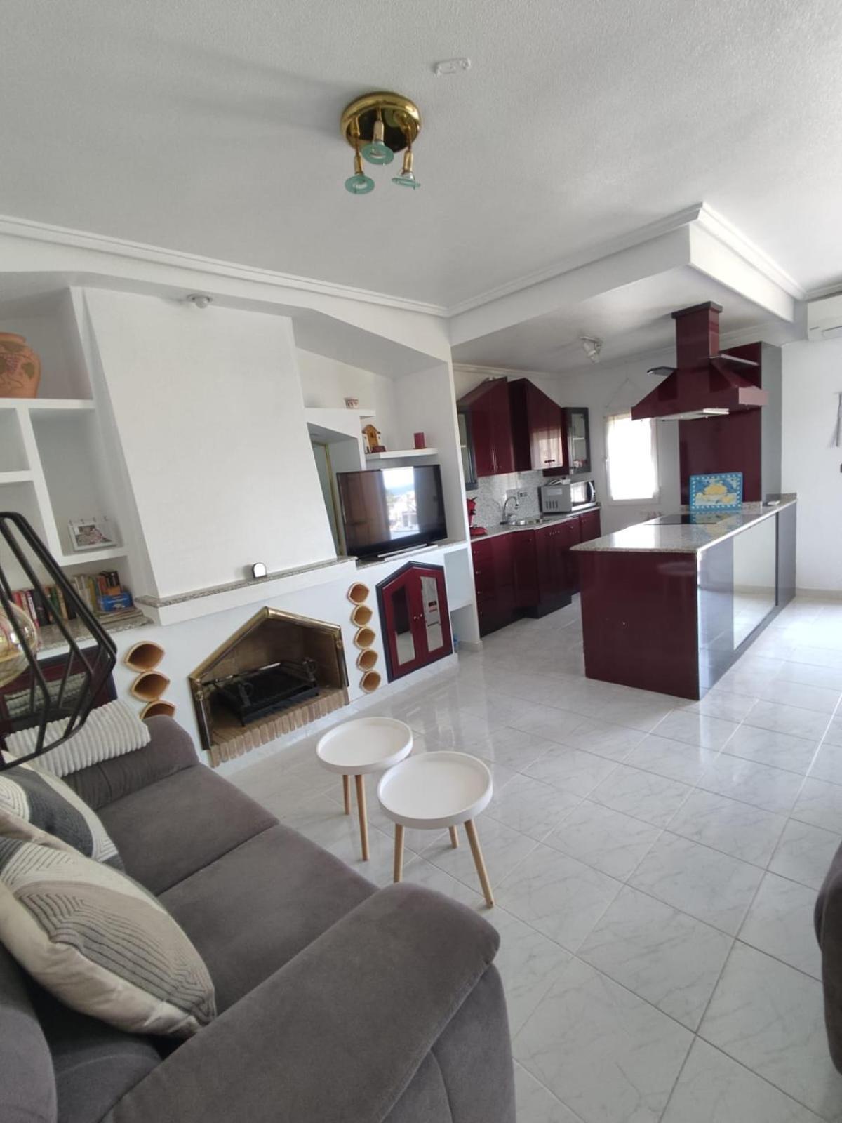 Schoenes Ruhiges Rooftop Apartment Mit Grosser Dachterrasse تورّيفيِخا المظهر الخارجي الصورة